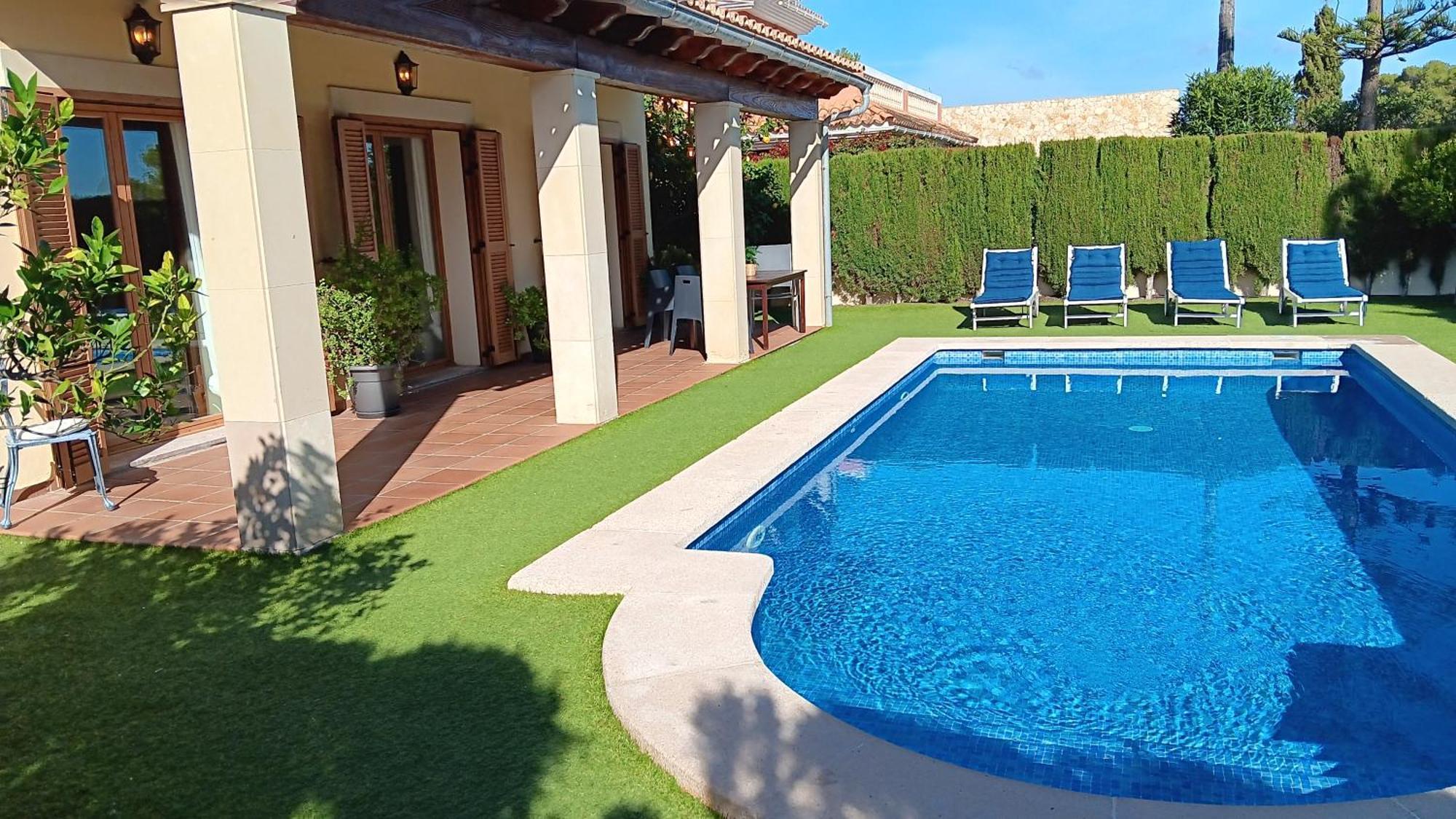 Villa Puerto Adriano El Toro  Eksteriør billede