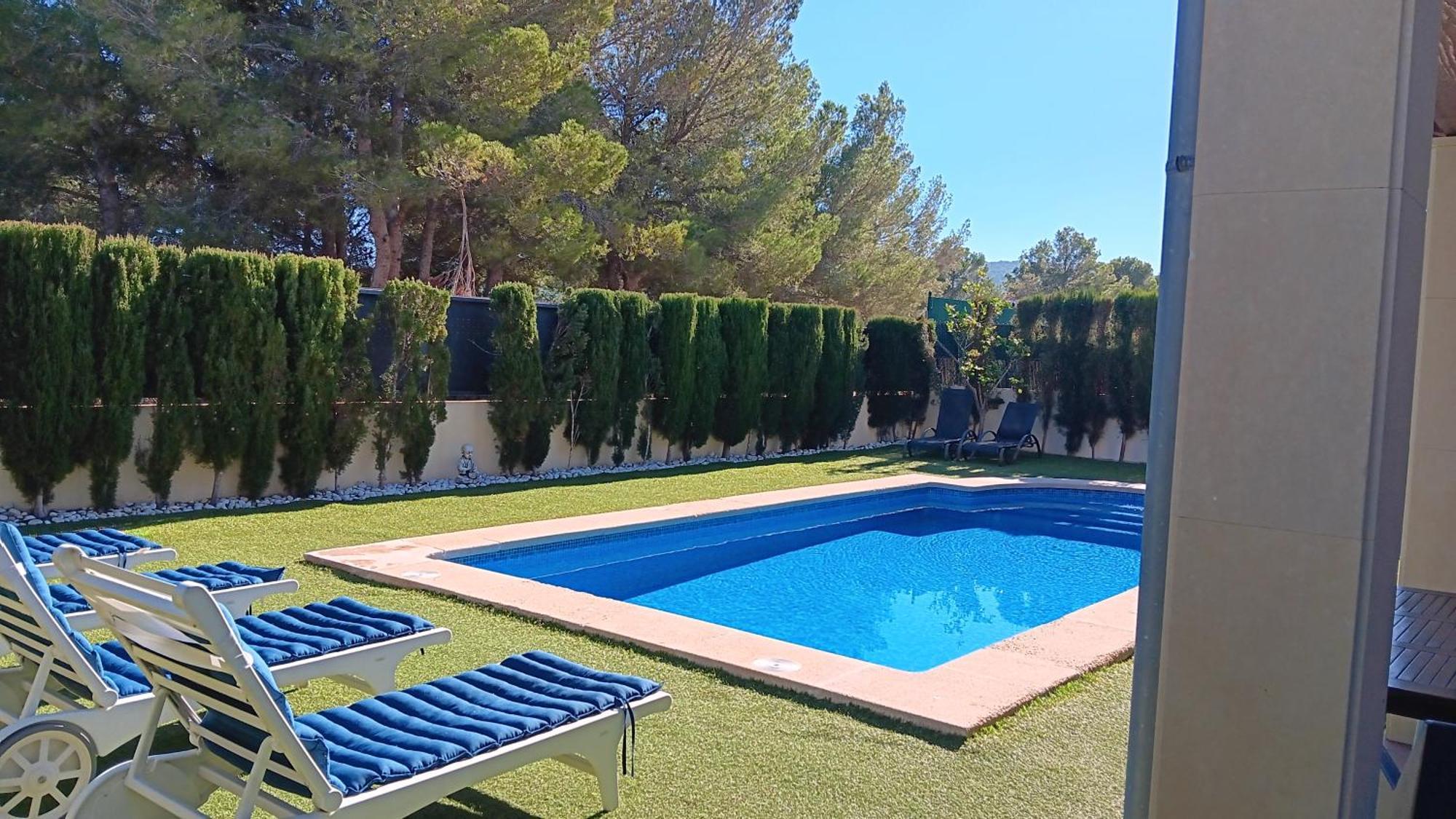 Villa Puerto Adriano El Toro  Eksteriør billede