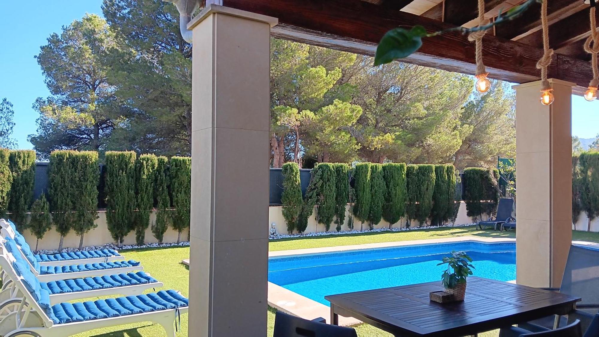 Villa Puerto Adriano El Toro  Eksteriør billede