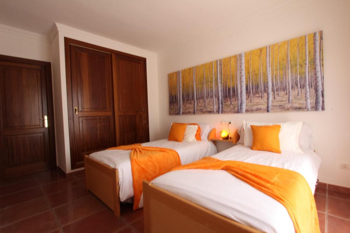 Villa Puerto Adriano El Toro  Værelse billede