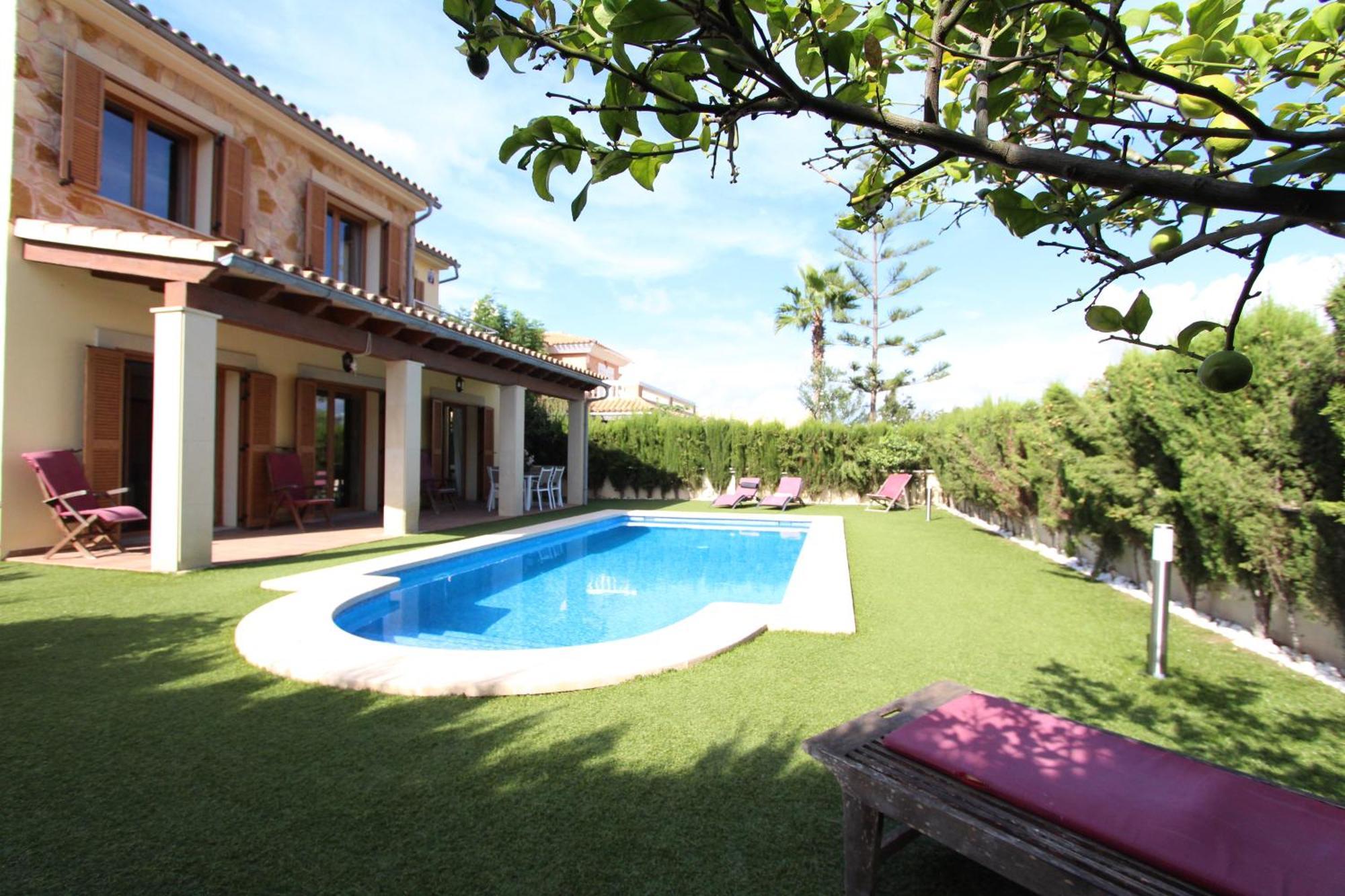 Villa Puerto Adriano El Toro  Eksteriør billede