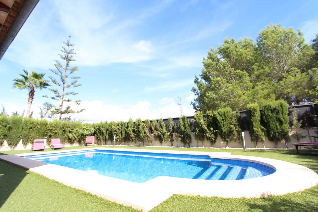 Villa Puerto Adriano El Toro  Eksteriør billede