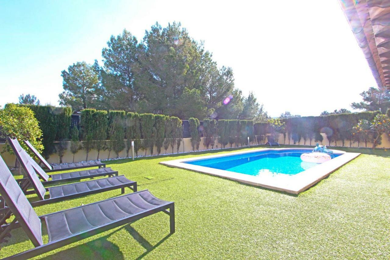 Villa Puerto Adriano El Toro  Eksteriør billede